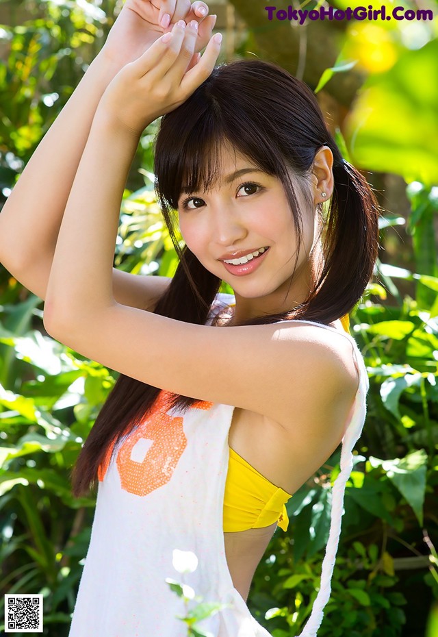 Momo Sakura - Avidolz Bikini Ngangkang